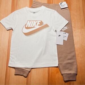 Nike Boys T-shirt and Jogger Set